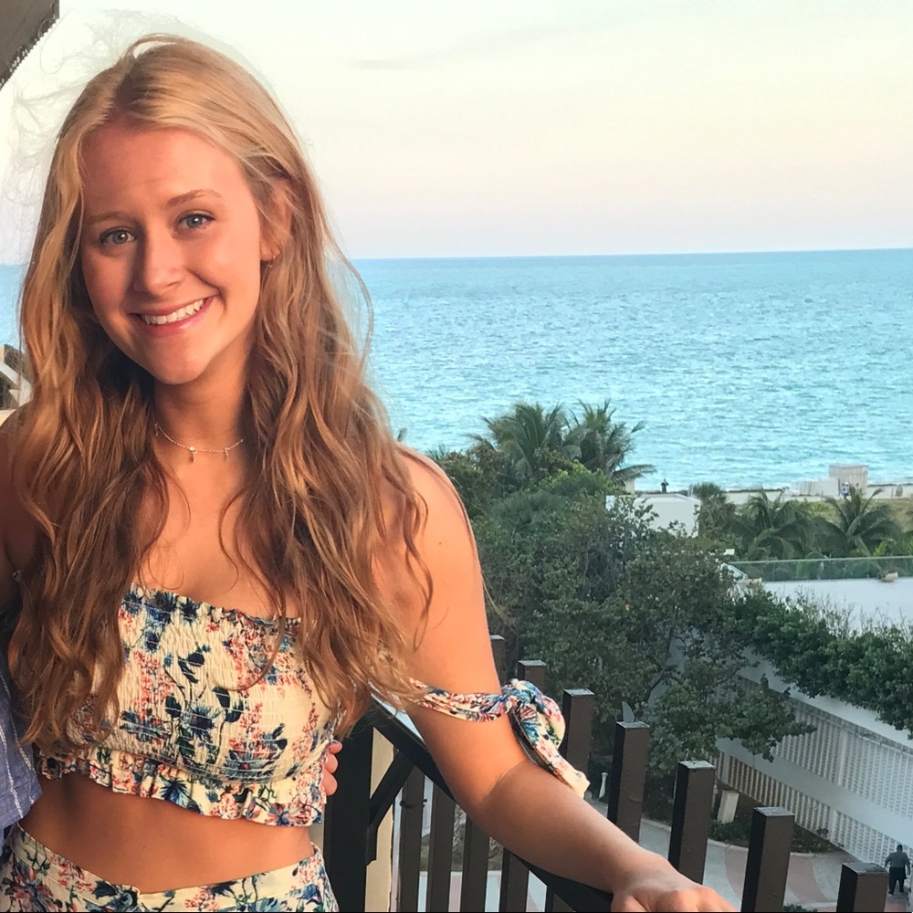 Meet your Posher, Anna